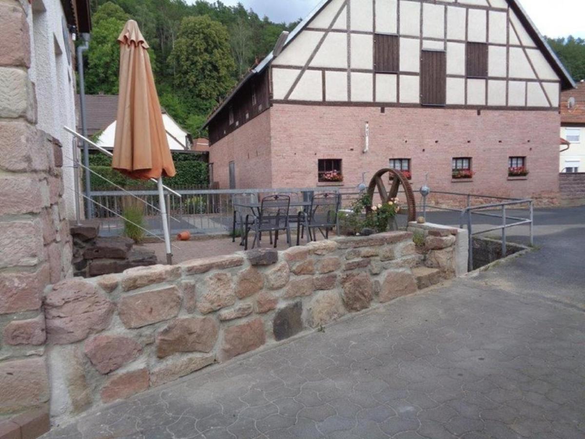 Ferienhaus Zur Kleinen Kneipe Фладунген Екстериор снимка